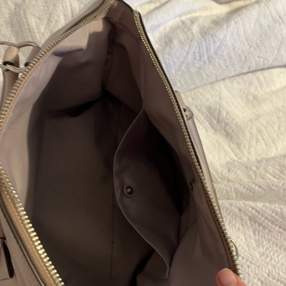 Coach purse - Picture 4 of 8